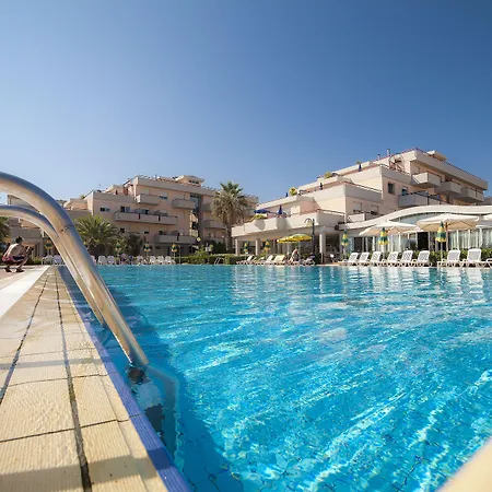 Ihr Le Terrazze Aparthotel 3*