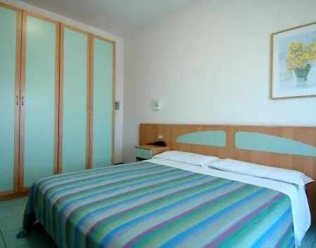 Aparthotel Ihr Le Terrazze 3*