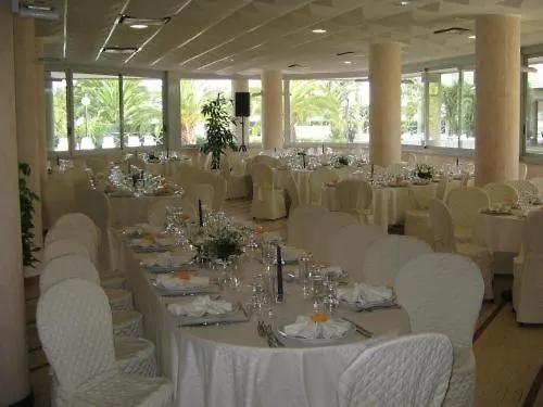 Ihr Le Terrazze Aparthotel Grottammare